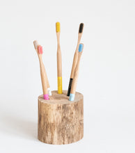 Load image into Gallery viewer, Natural-wooden-toothbrush-holder-australian-timber
