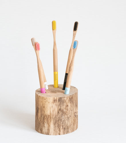 Natural-wooden-toothbrush-holder-australian-timber